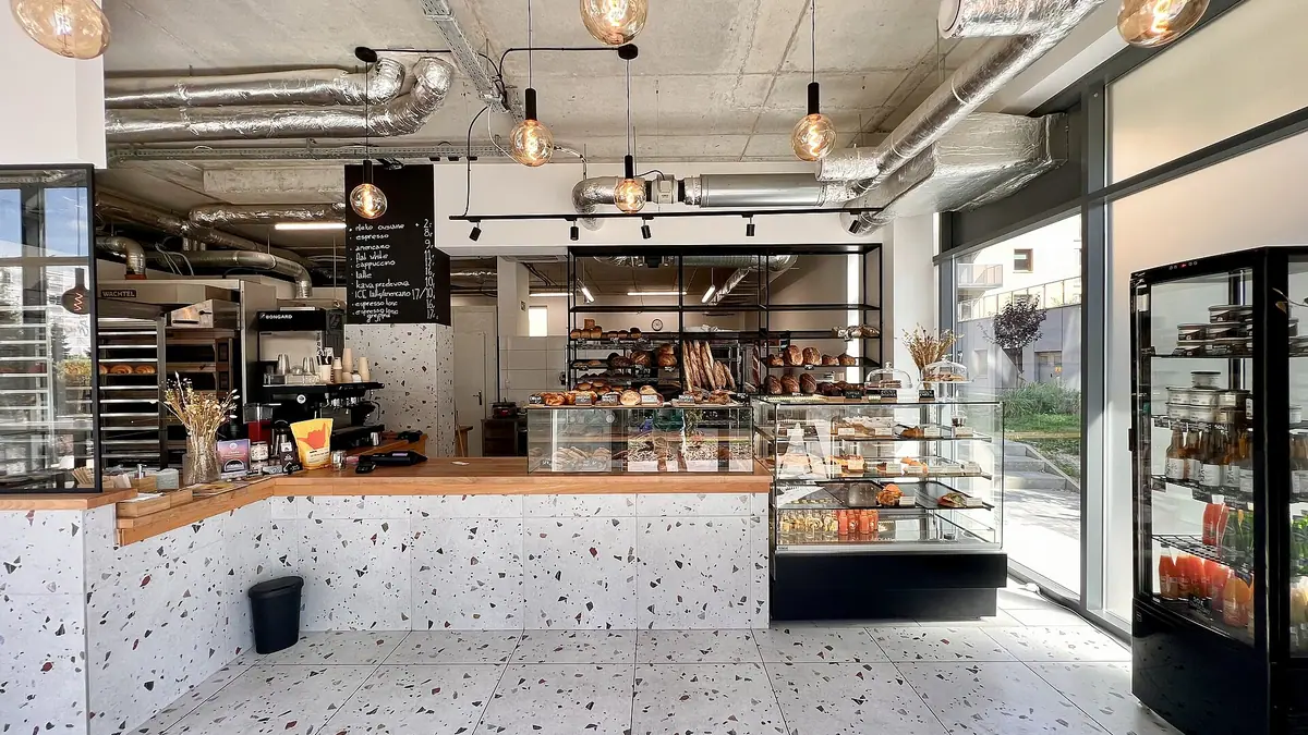 Bakery & Café bakes